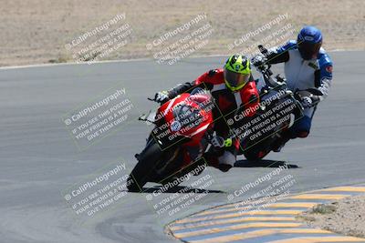 media/Apr-09-2023-SoCal Trackdays (Sun) [[333f347954]]/Turn 10 (115pm)/